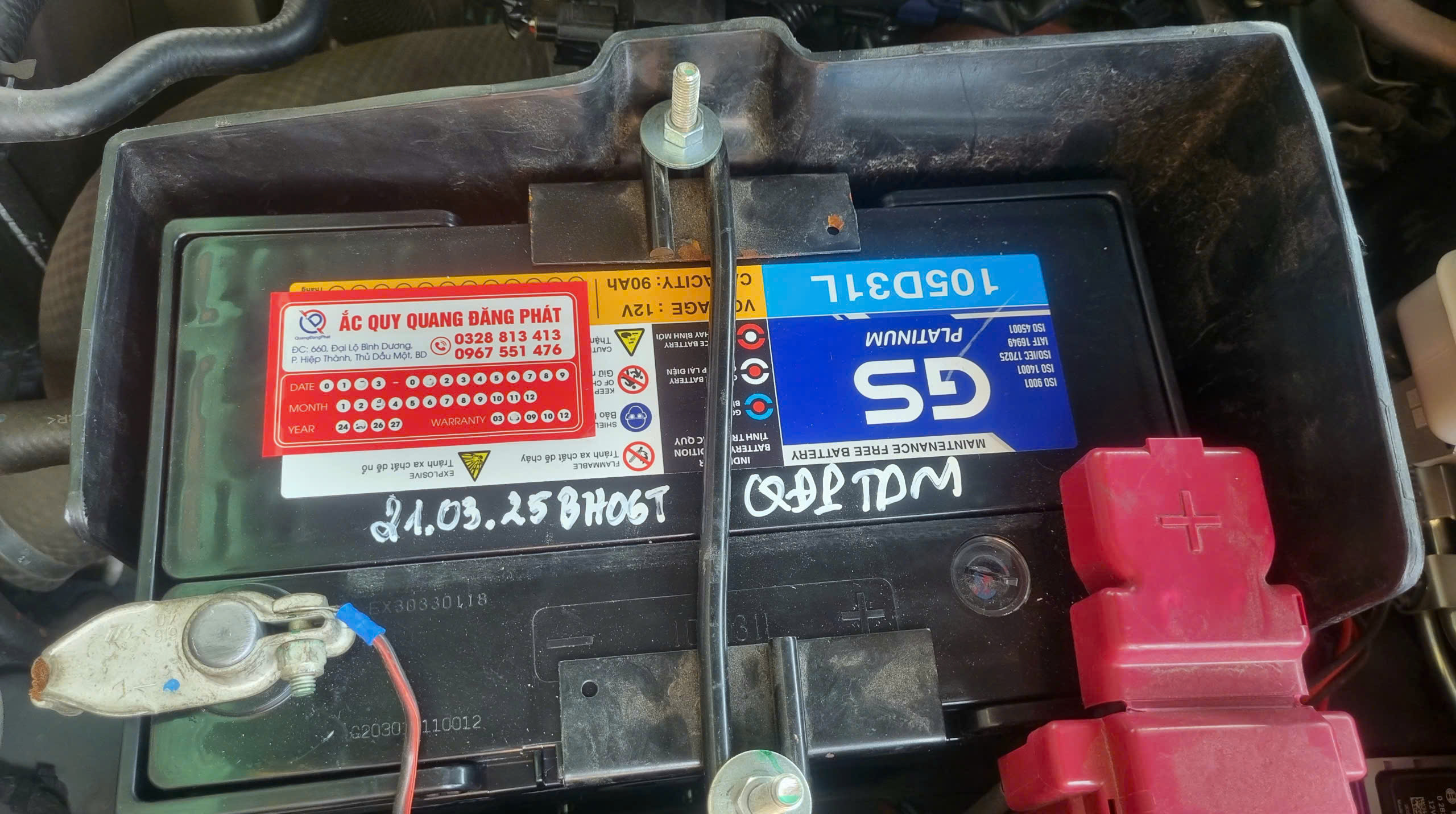 thay-binh-ac-quy-xe-mitsubishi-tritton