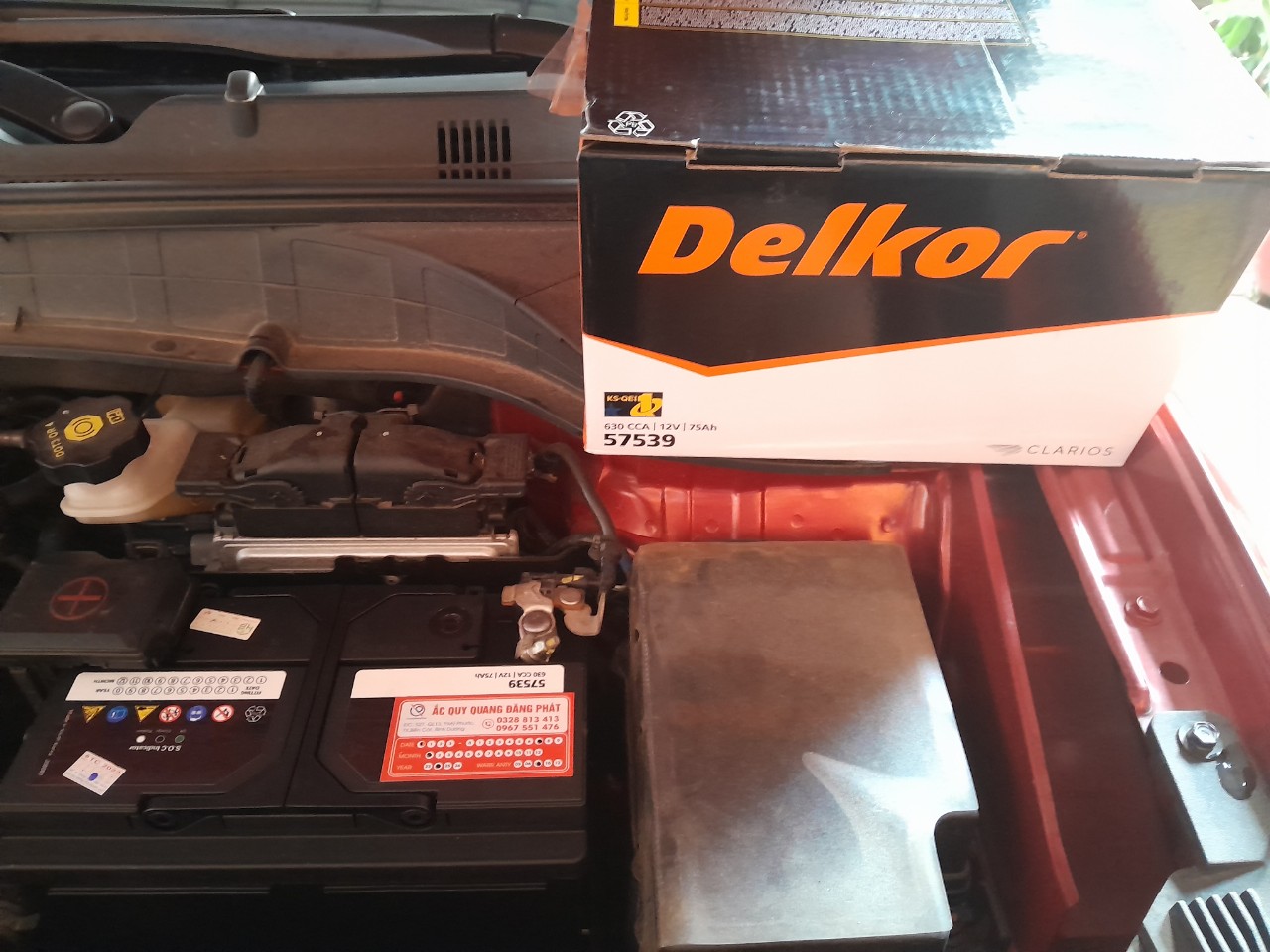 thay-binh-ac-quy-xe-hyundai-kona