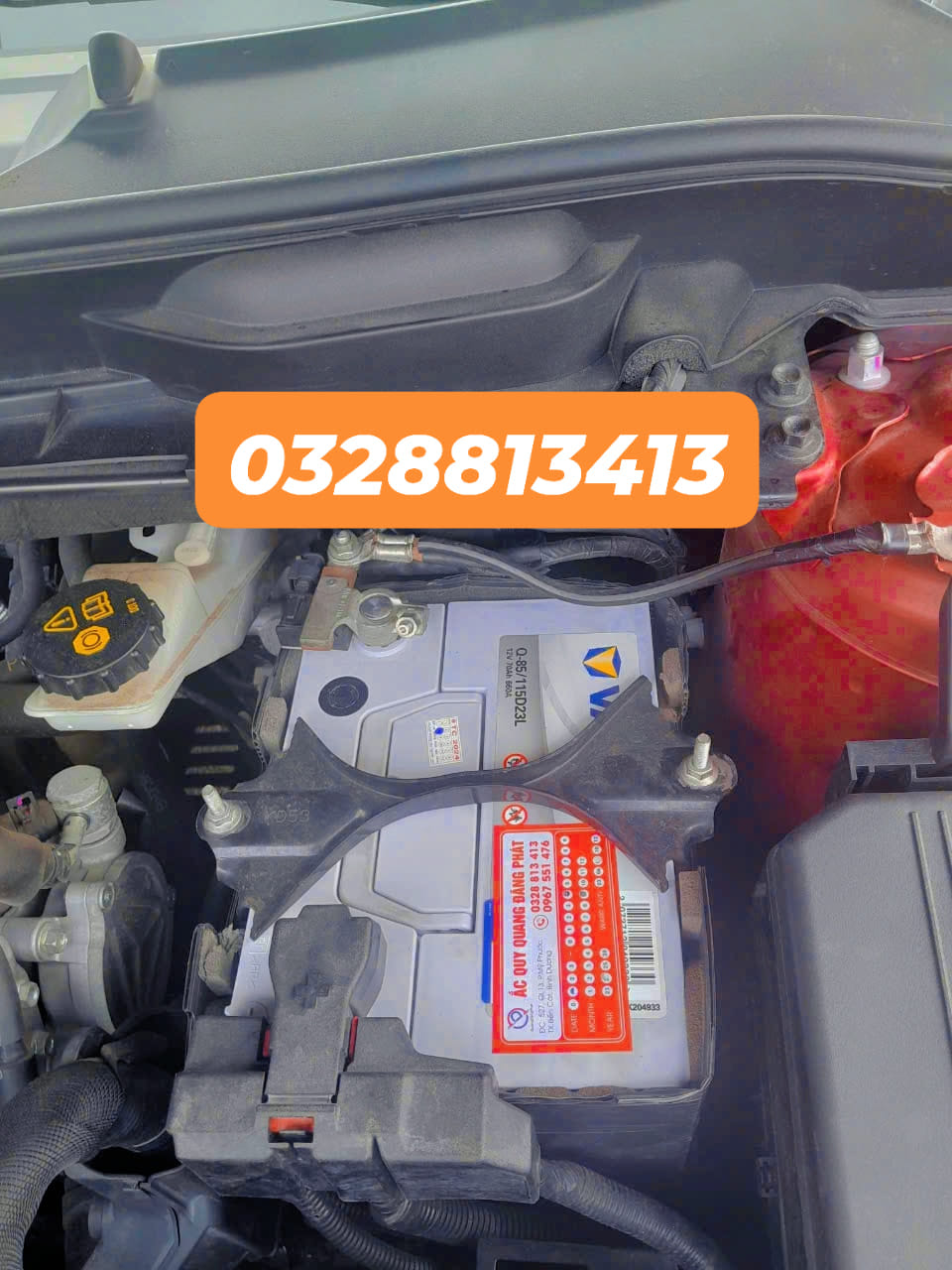 ac-quy-varta-thay-xe-mazda